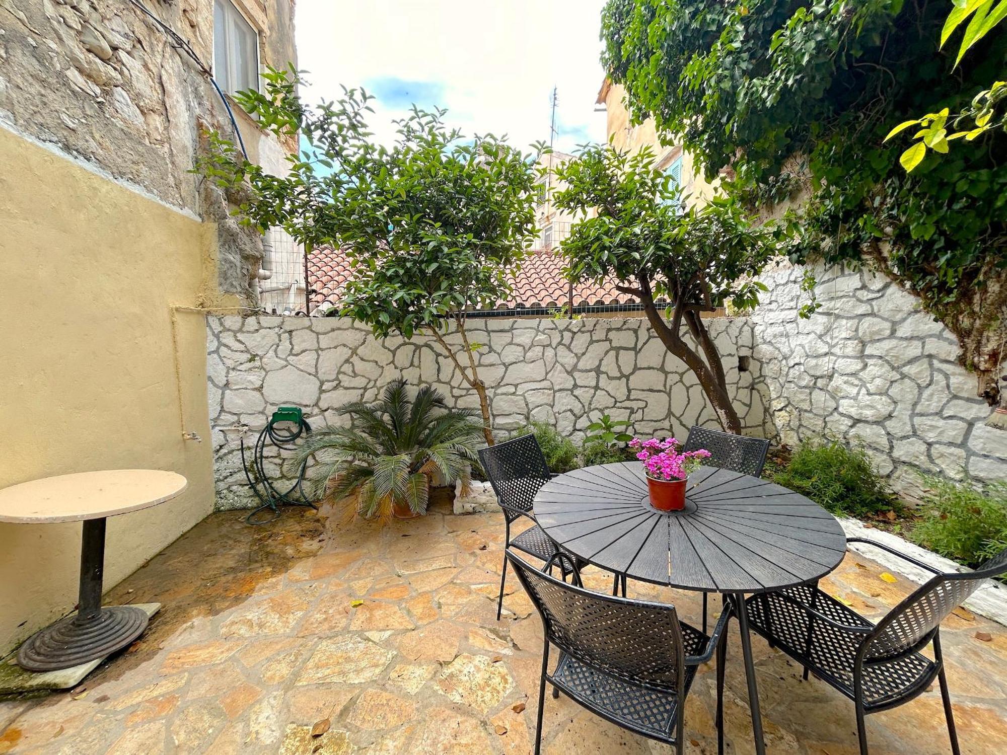Traditional House With Ivy Garden Corfu  Экстерьер фото